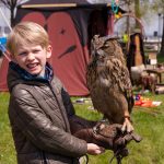 Lebendiges Mittelalter auf den Wiesen am Chiemsee im Seepark Bernau – Felden