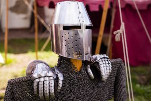 Lebendiges Mittelalter auf den Wiesen am Chiemsee im Seepark Bernau – Felden