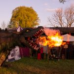 Lebendiges Mittelalter auf den Wiesen am Chiemsee im Seepark Bernau – Felden