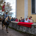 Traditioneller Leonhardiritt in Nußdorf