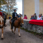 Traditioneller Leonhardiritt in Nußdorf