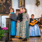 Festliches Adventsingen auf dem Samerberg verzaubert Groß und Klein