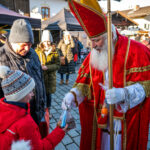 Samerberger Dorfadvent verzaubert mit festlichem Glanz und besinnlichen Momenten