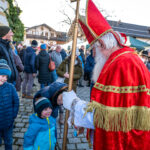 Samerberger Dorfadvent verzaubert mit festlichem Glanz und besinnlichen Momenten