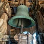 Die Glocken der Dorfkirche St. Peter in Steinkirchen: Eine Zeitreise durch Freud und Leid