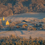 Ein Wintermärchen auf dem Samerberg: Magische Momente in verschneiter Idylle